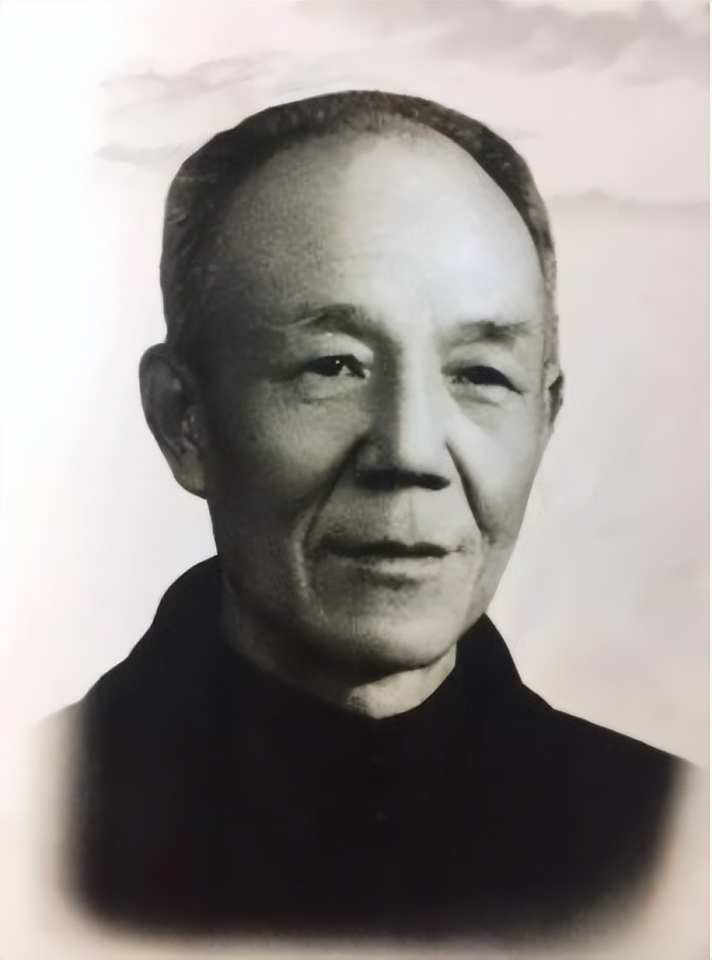 89年邓小平接见二野战友，见到杨国宇愣了愣说：这不是杨大人吗