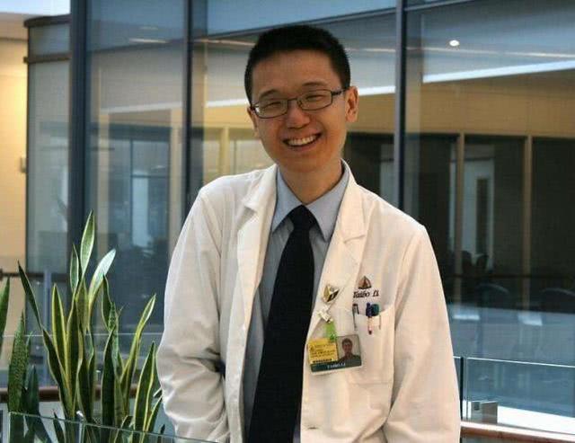 被11所美国大学拒收，高考703分无奈上清华，毕业后庆幸当年被拒