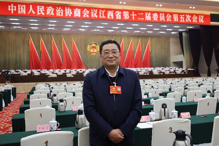 江西省政协委员赵恒伯：建议加强中小学中医药文化教育