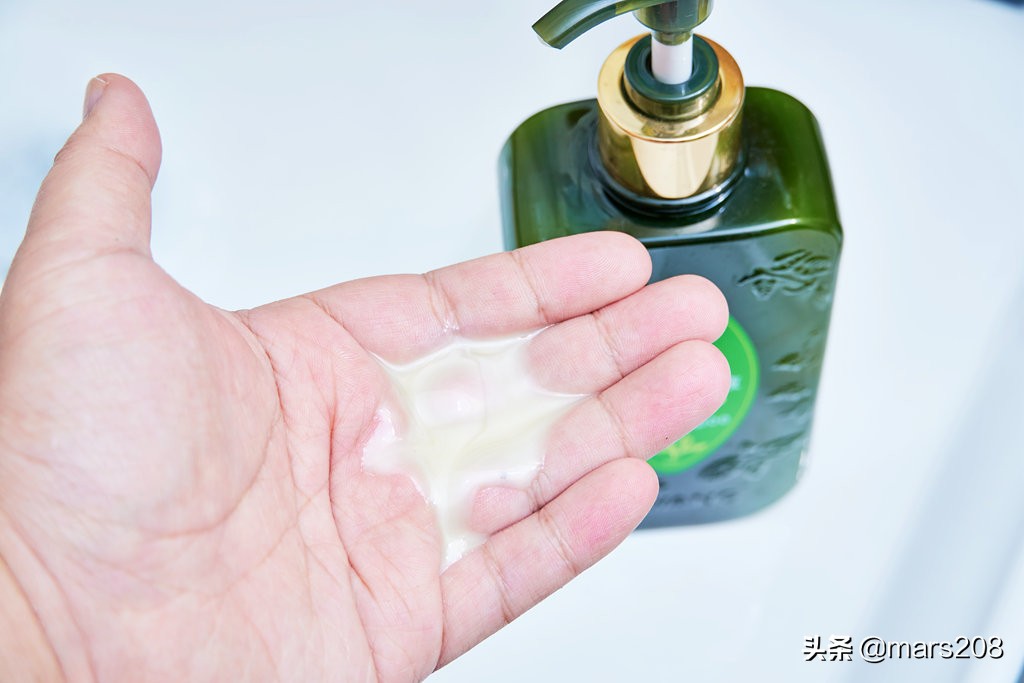 加班熬夜到头秃？6款防脱洗发水真实体验，告别油头，拯救秀发