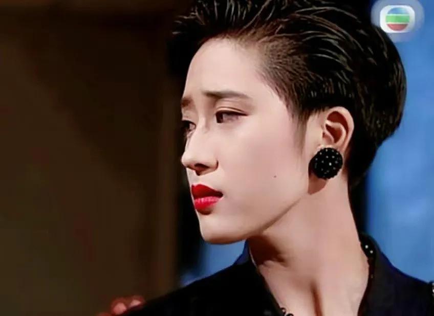 你说，人怎能长得这么好看？