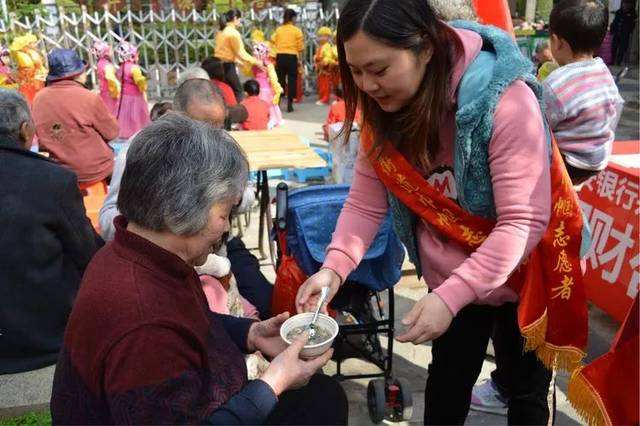 正月二十九孝顺节，10句祝福愿天下父母幸福安康，福寿绵长