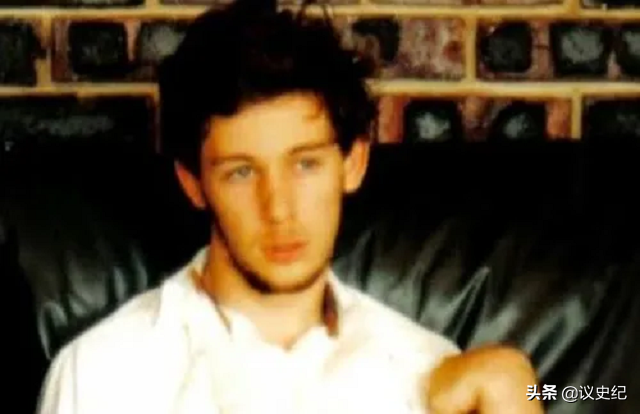 “幽灵男孩”马丁：卧床被困14年遭护工非人折磨，无人知道他醒着