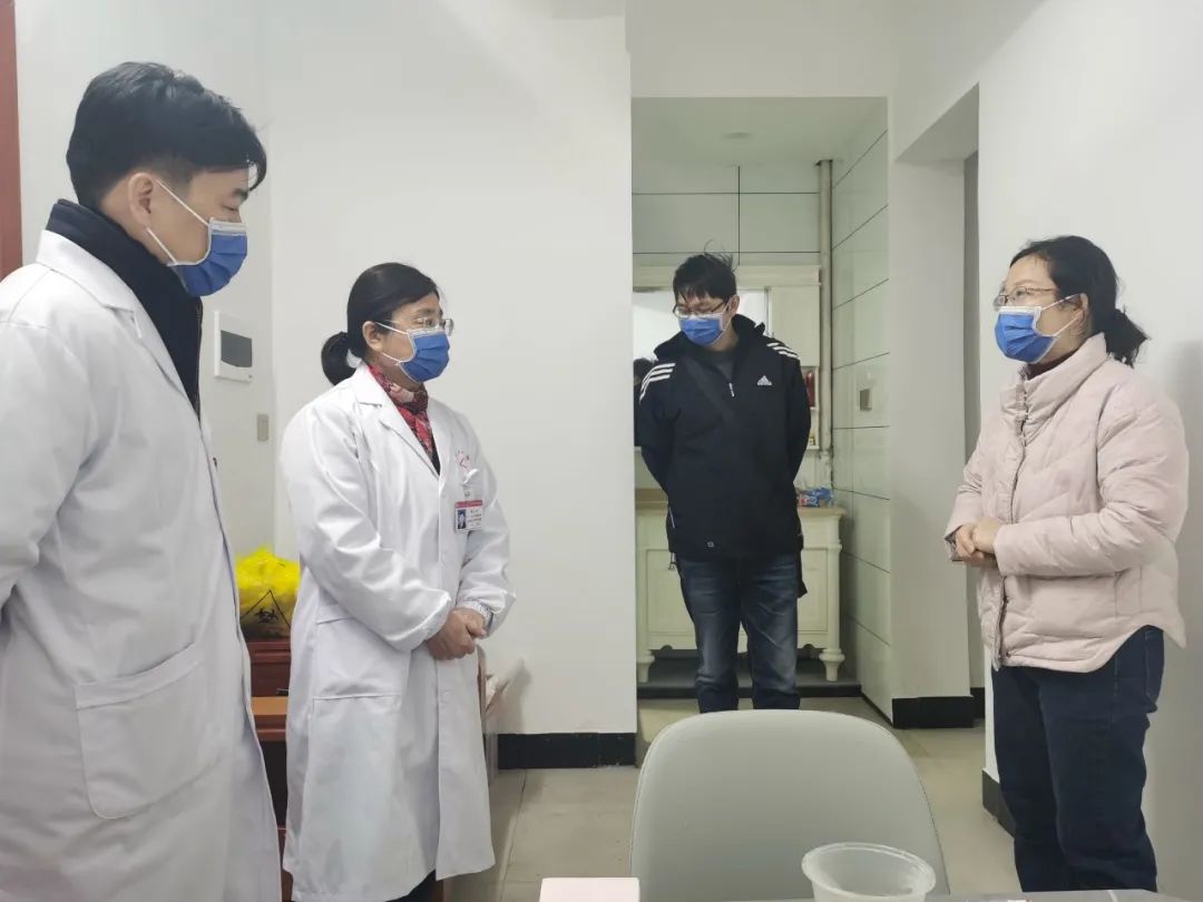 院领导深入疫情防控一线督战鼓劲