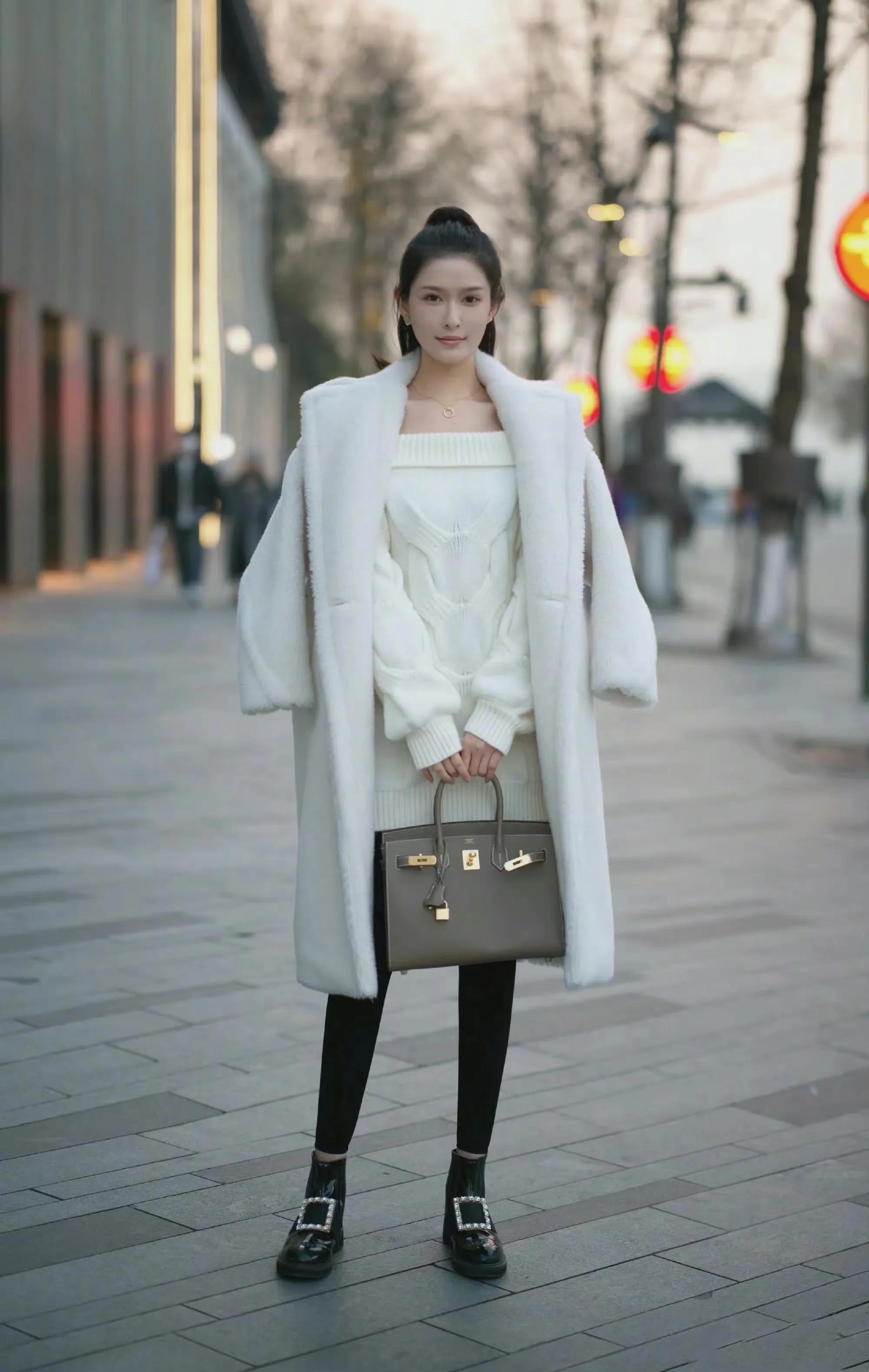 看街拍 识包包:10组爱马仕birkin铂金包穿搭示范