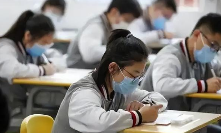 “比预想得好”，高考分数与模拟考分数能差多少，学霸说出实情