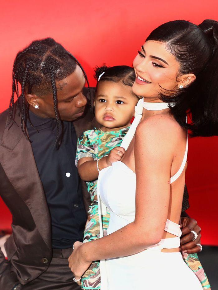 卡戴珊家疯狂狗血的一年！离婚订婚，出轨复合，小小妹偷偷生二胎