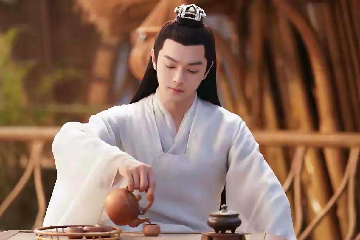 高冷人设别瞎演，有人板着脸演成面瘫，有人眼神都是戏有距离感