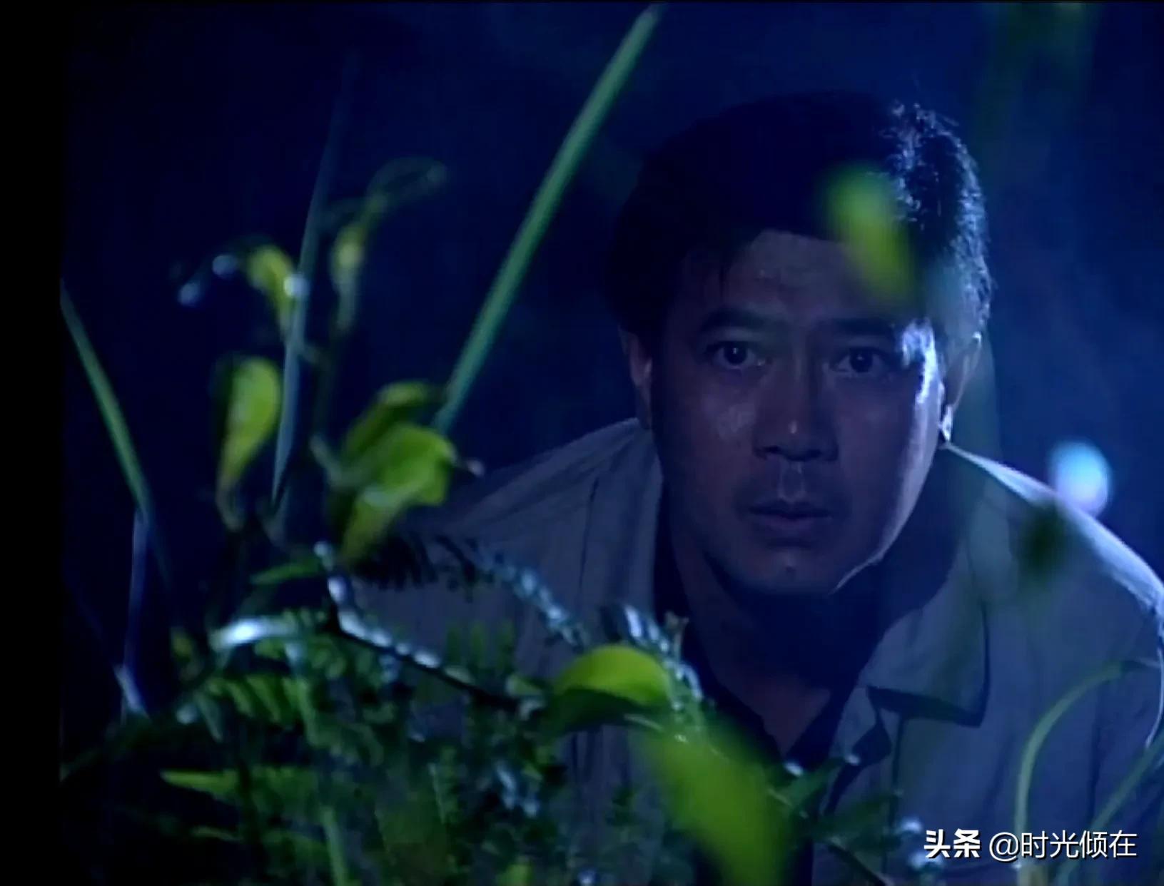 陀枪师姐2：鲍国平被另一人格占据化身面具色魔，替天行道