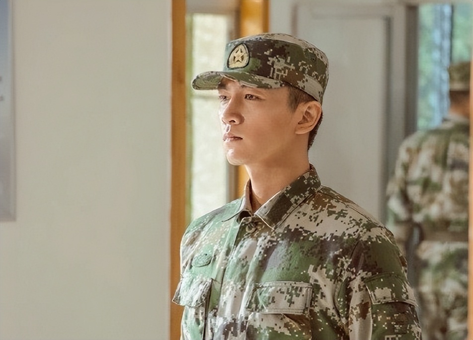 不够硬气别演“特种兵”！这12位男星告诉你，啥叫铮铮铁骨