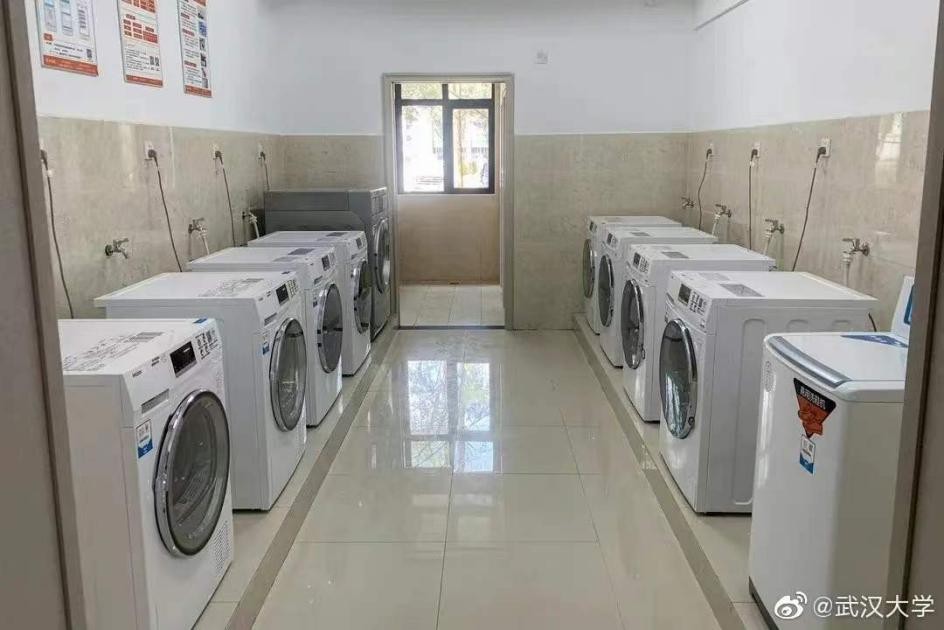 湖北“超美”大学：占地5195亩，宿舍6部电梯，坐拥26栋文物建筑和1000株樱花！