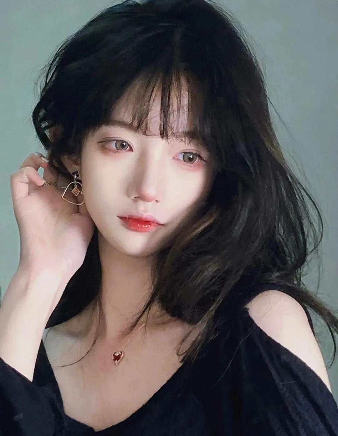 形容女生单纯的句子说说心情_晶羽文学网