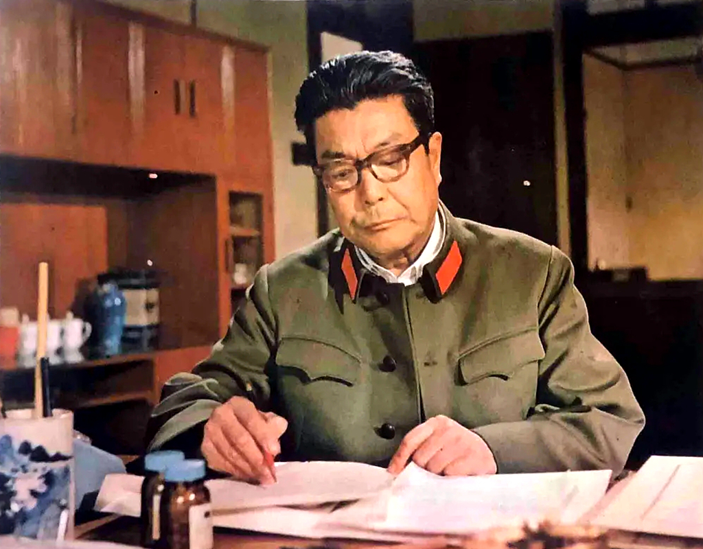 《他们在相爱》中,达式常肖雄饰演恋人,曾点燃了年轻人爱的火焰