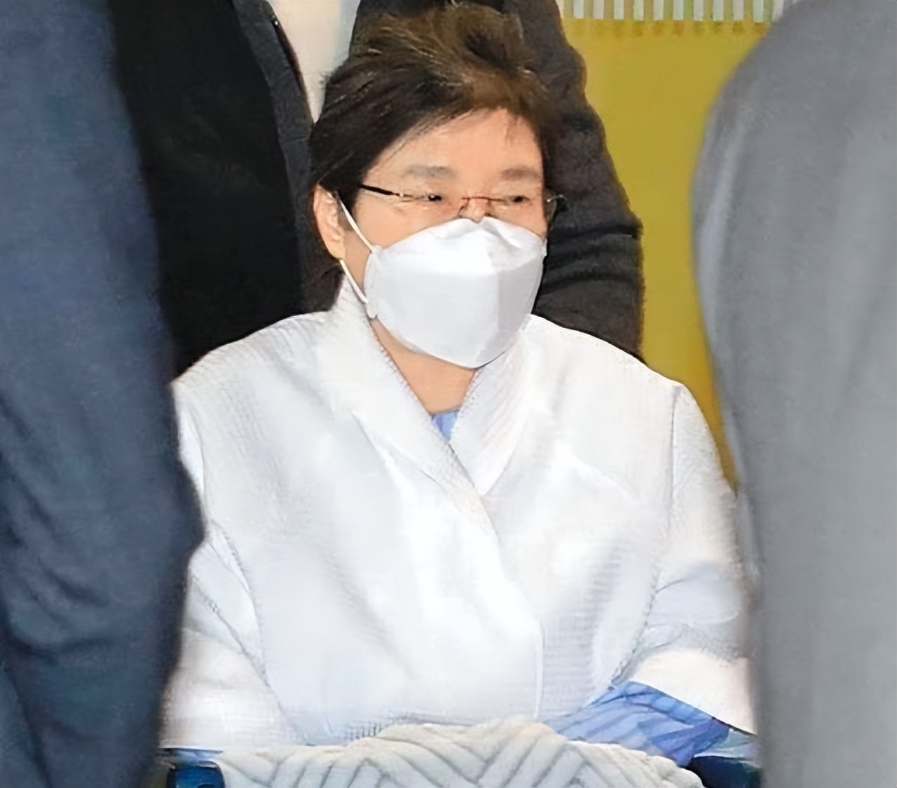 70歲樸槿惠近況不錯，如今安享晚年吃飯香，已住進25億養老房子