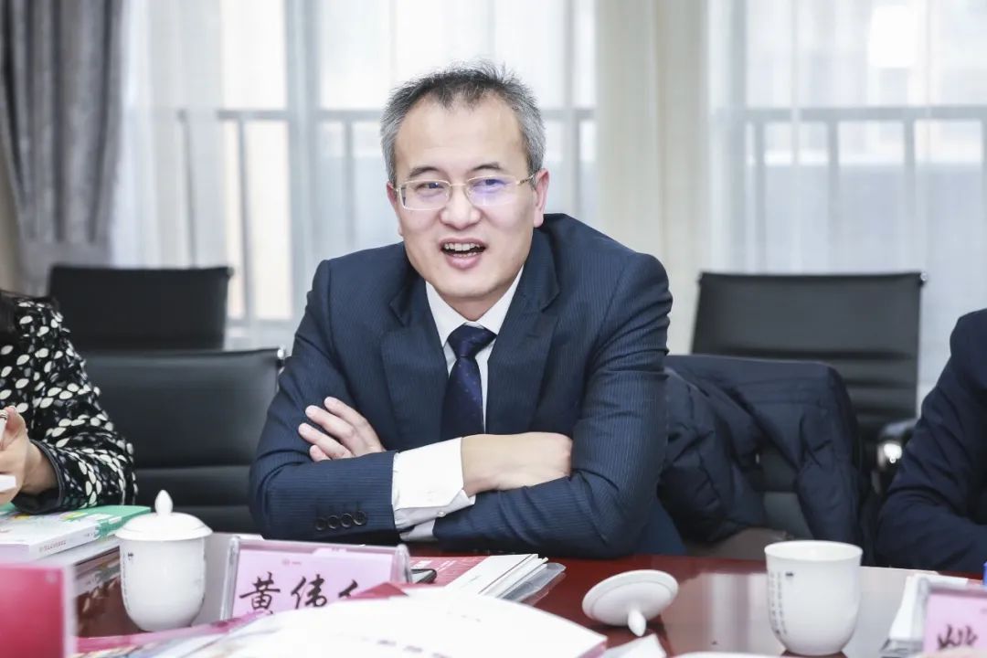 深化合作 | 湖南省医药卫生类学校专家一行莅临金职伟业交流指导
