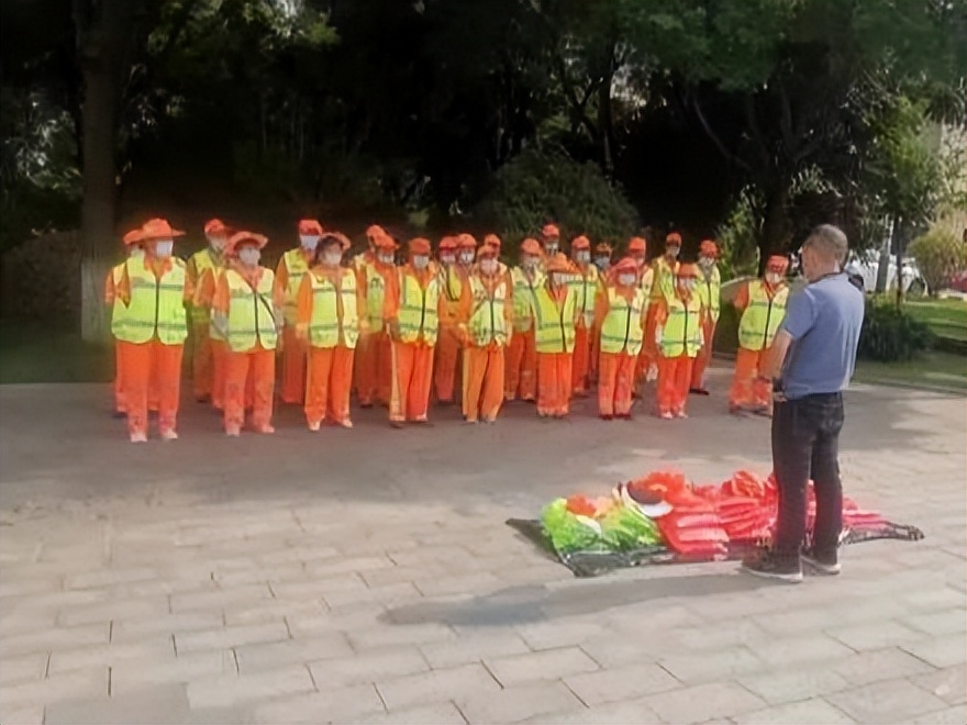 ������أ��������˻���װ ����͸������ȫ