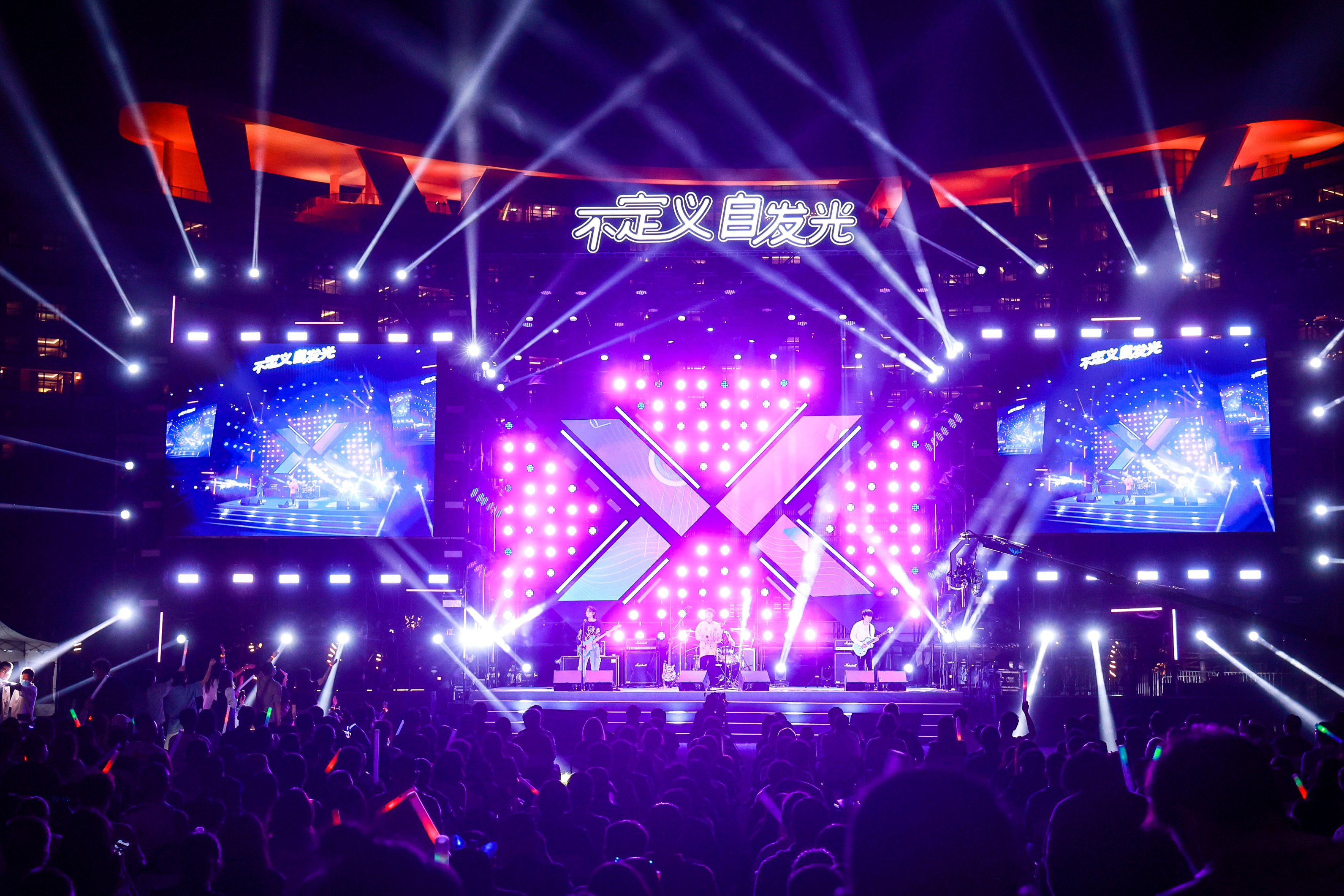「凡尔赛长测33」车主福利，参加凡尔赛大会，享受凡尔赛生活