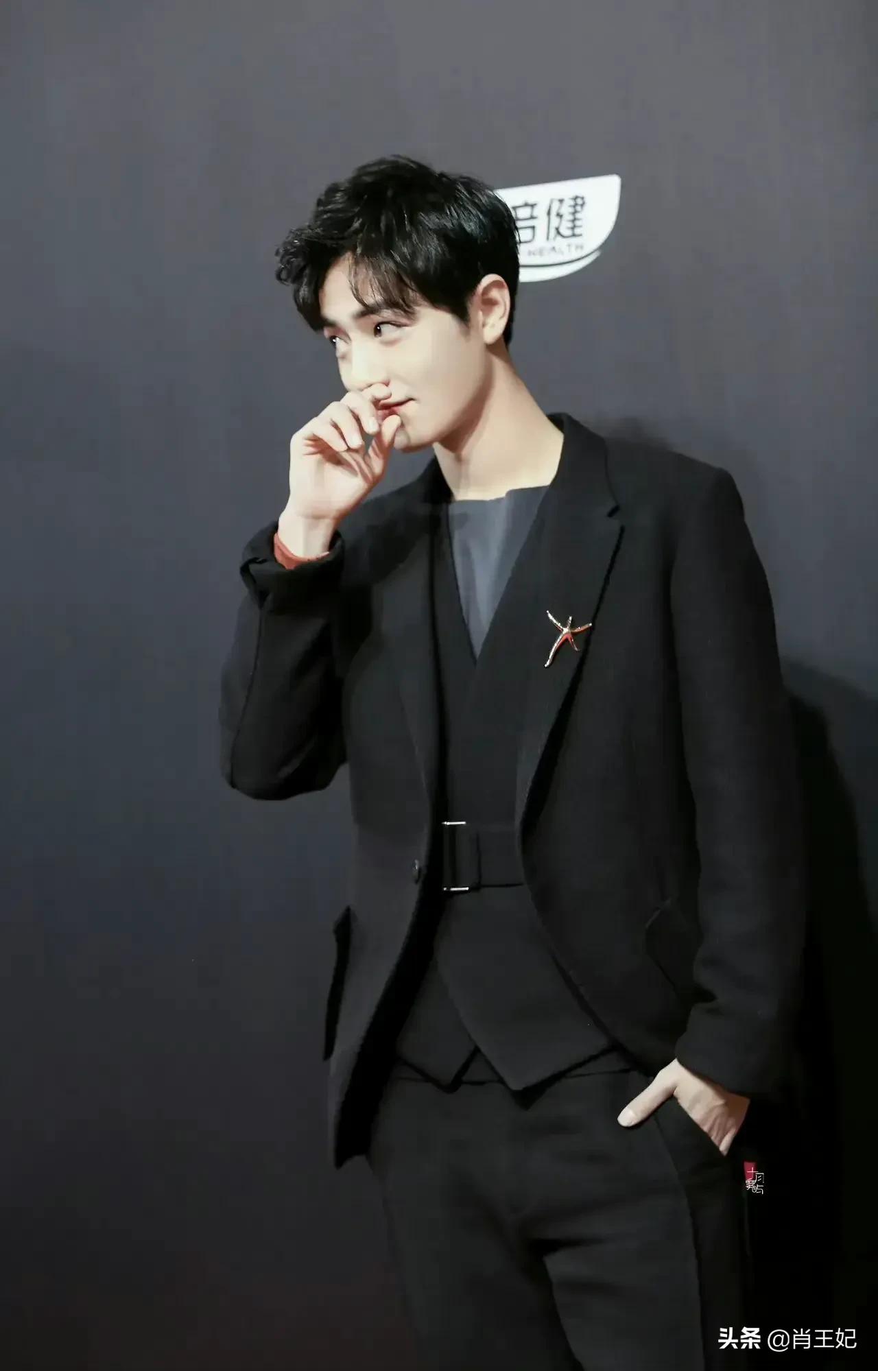 肖战那些口罩下的神颜，戴口罩也挡不住的帅气