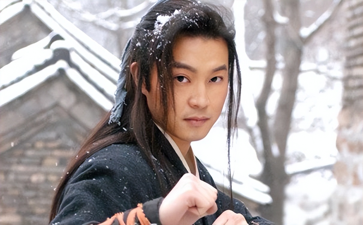 《武林外传》白展堂爱佟湘玉吗？年少不知湘玉好，错把红绫当成宝