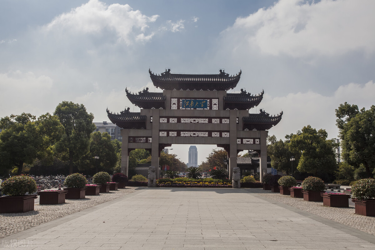 艺术类校考考试方式及考试时间你知道多少，多少所学校公布了呢？