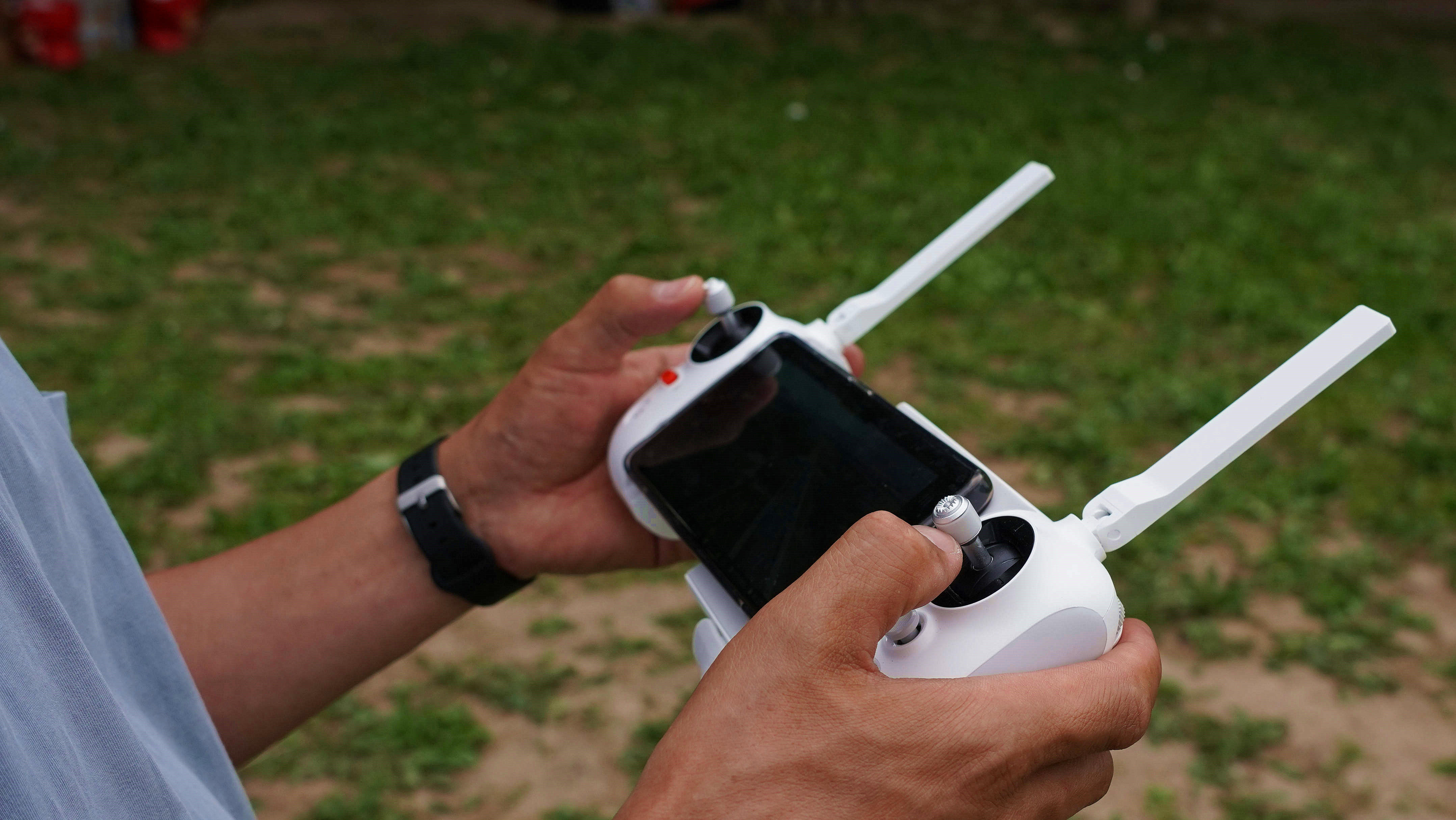 全球首发：飞米无人机，FIMI X8 SE 2022V2航拍轻体验