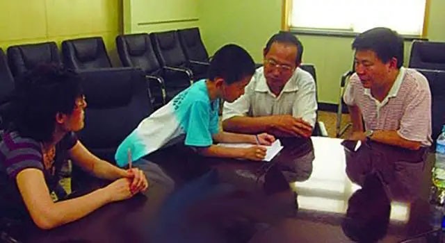 神童苏刘溢10岁高考，以566分考入南科大，一年后结局唏嘘不已