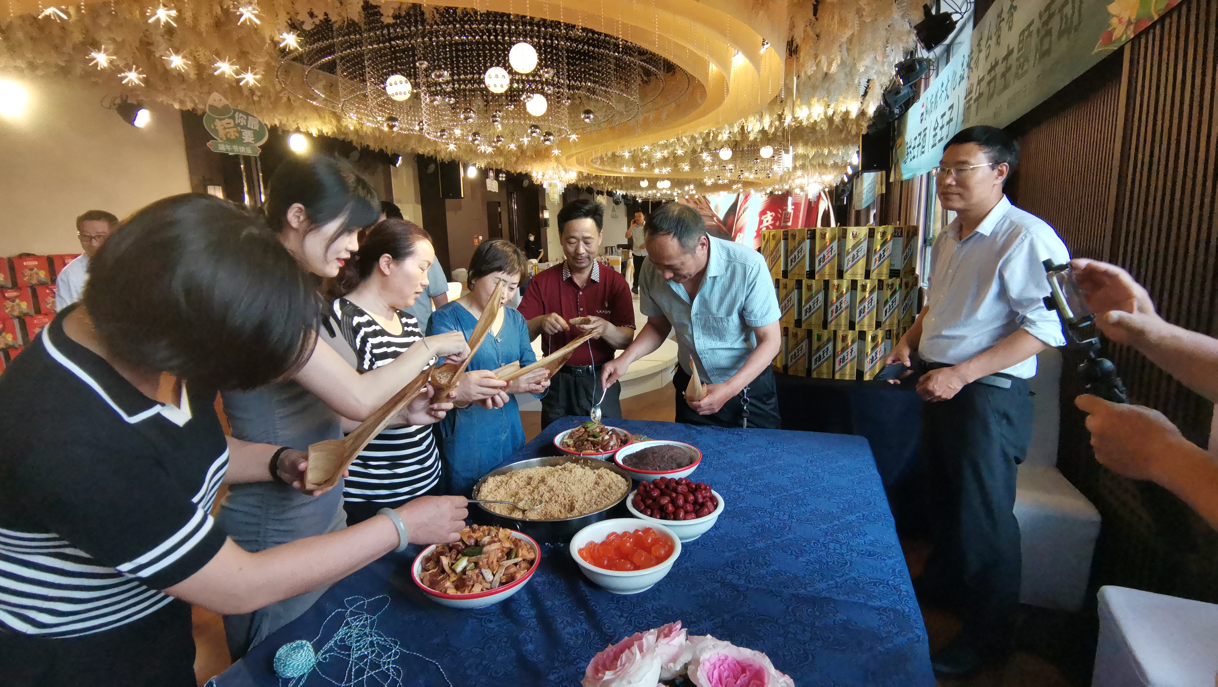 ������������Ṥ���������ľٰ칫���˶��������