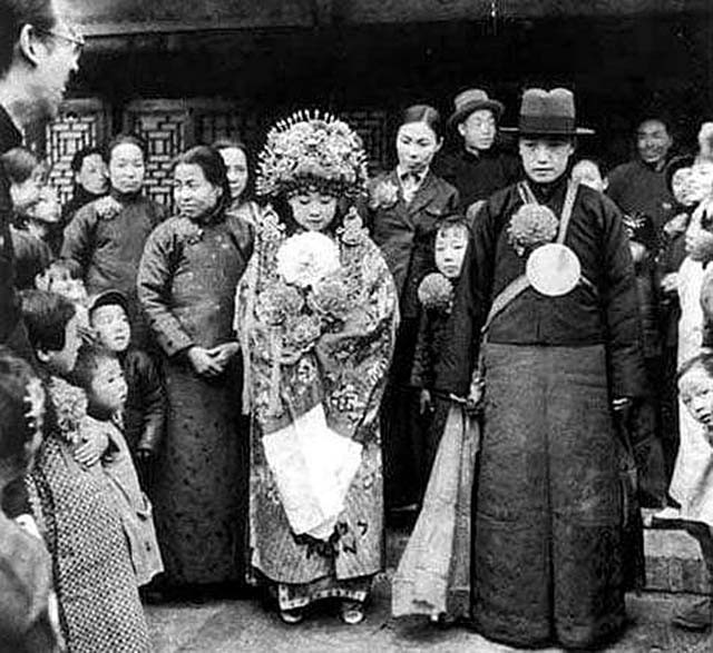 2019年陕西女子下葬12天遗体被盗，5名嫌犯：配阴婚卖给80岁老汉