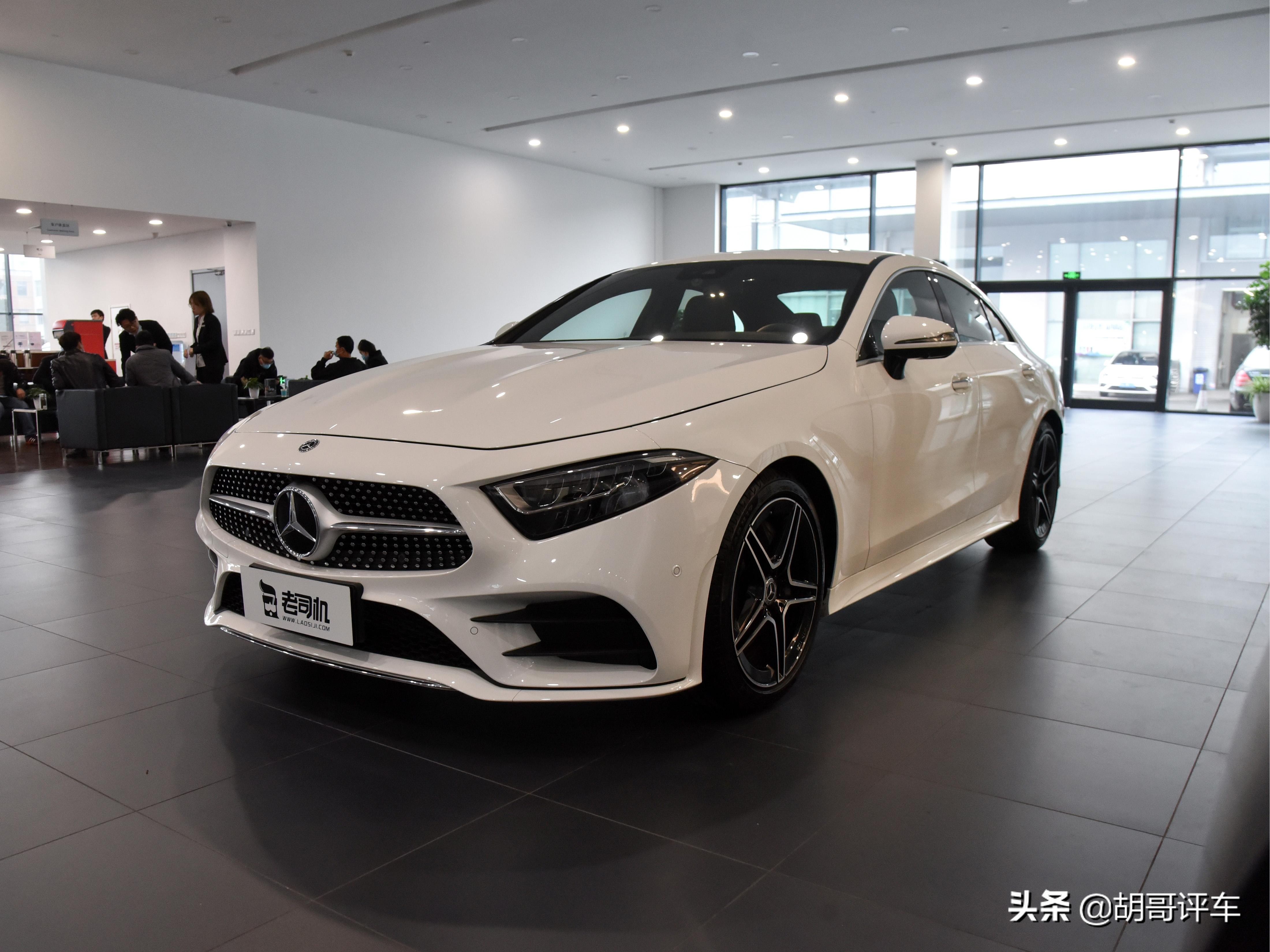 三角前灯，AMG轮圈，无框车门，实拍奔驰CLS