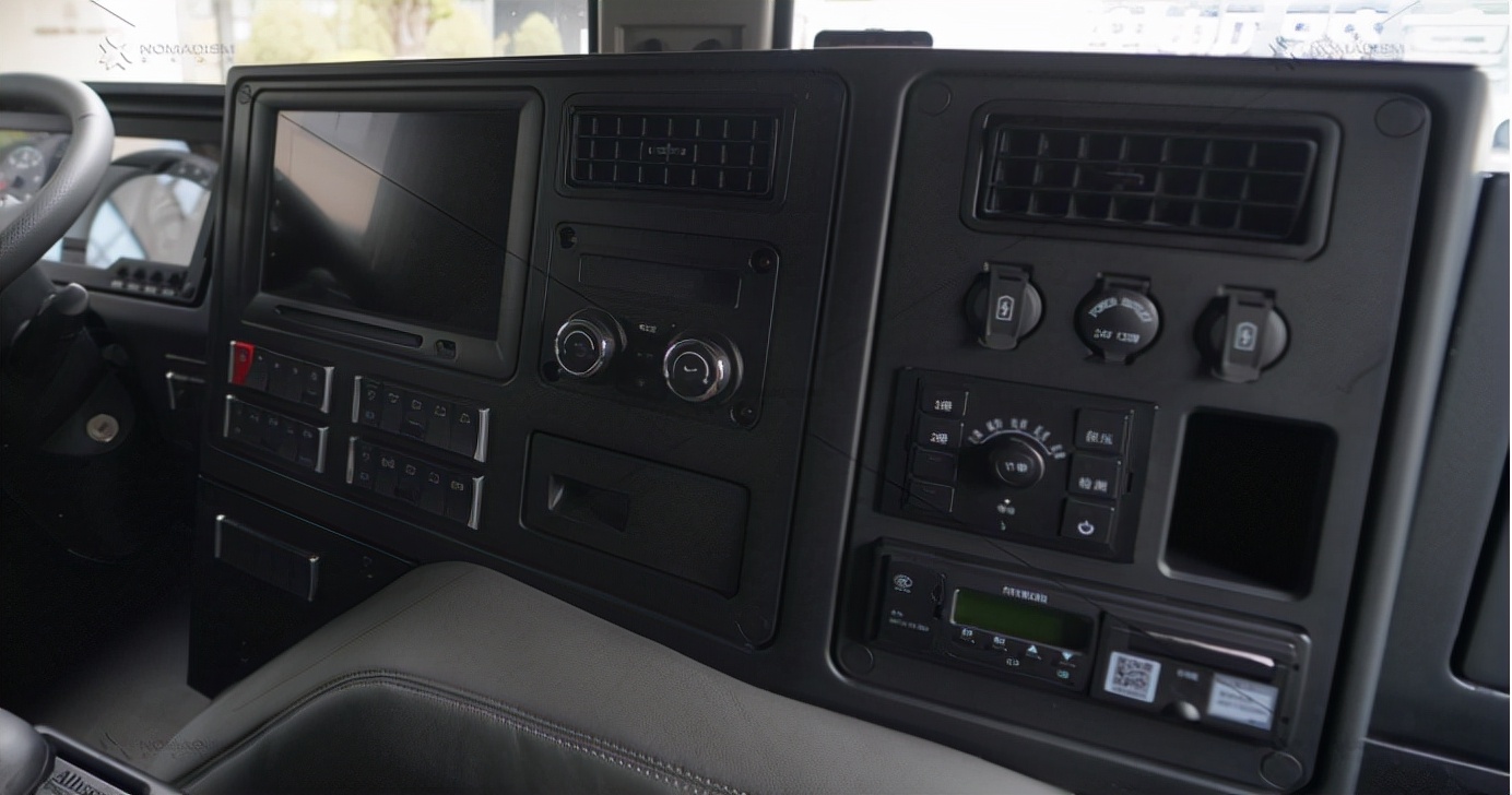 硬核越野房车PK，国产“越野之王”VS进口“越野传奇”（二）