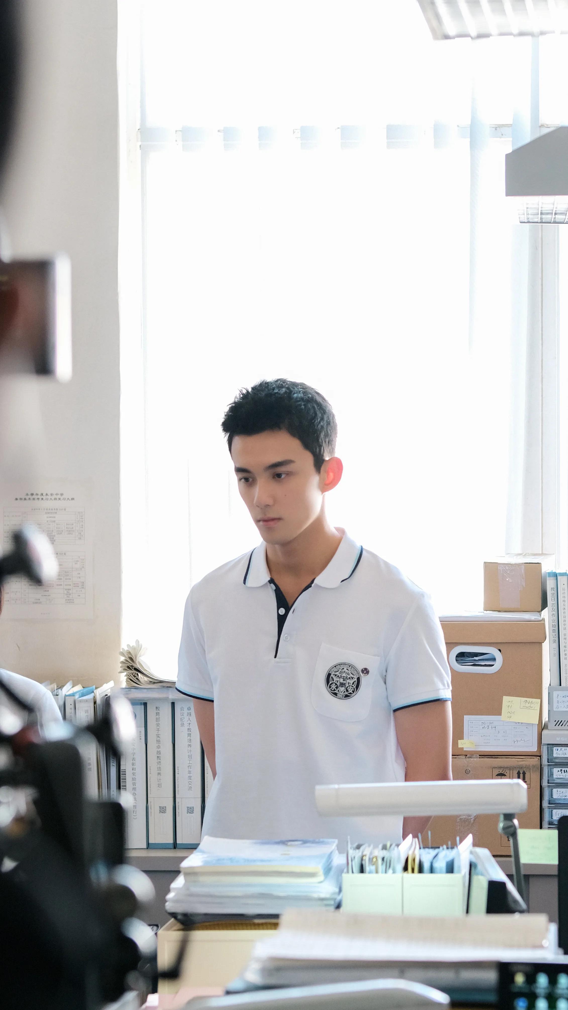 吴磊 | 少年和盛夏