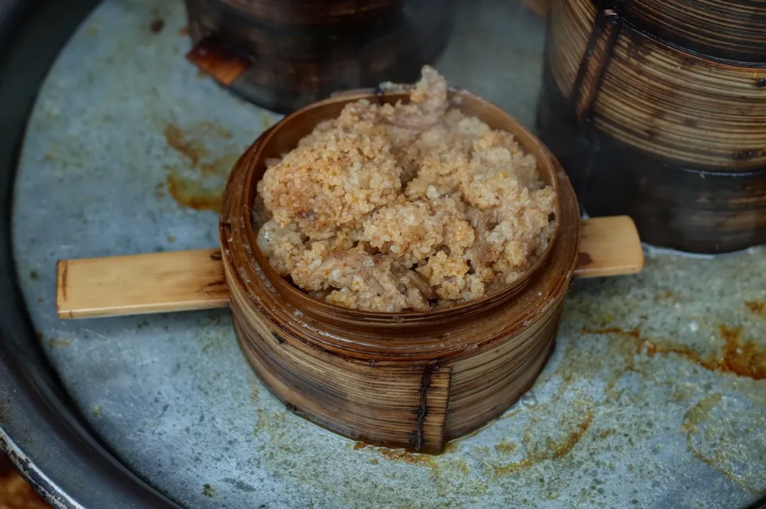 飘了,反套路的“硬核市集”给我找到了