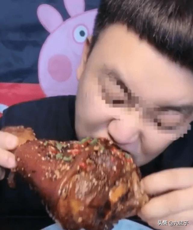 是资本“吃人”，还是人吃资本？29岁“泡泡龙”之死，是谁的过？