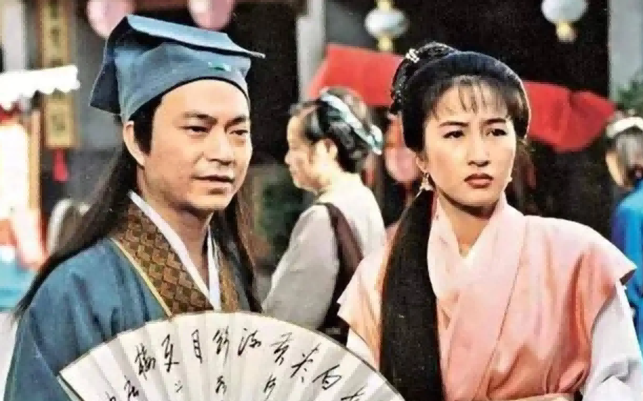 “歪瓜裂枣”别硬演公主，这9位女星告诉你，什么才叫金枝玉叶