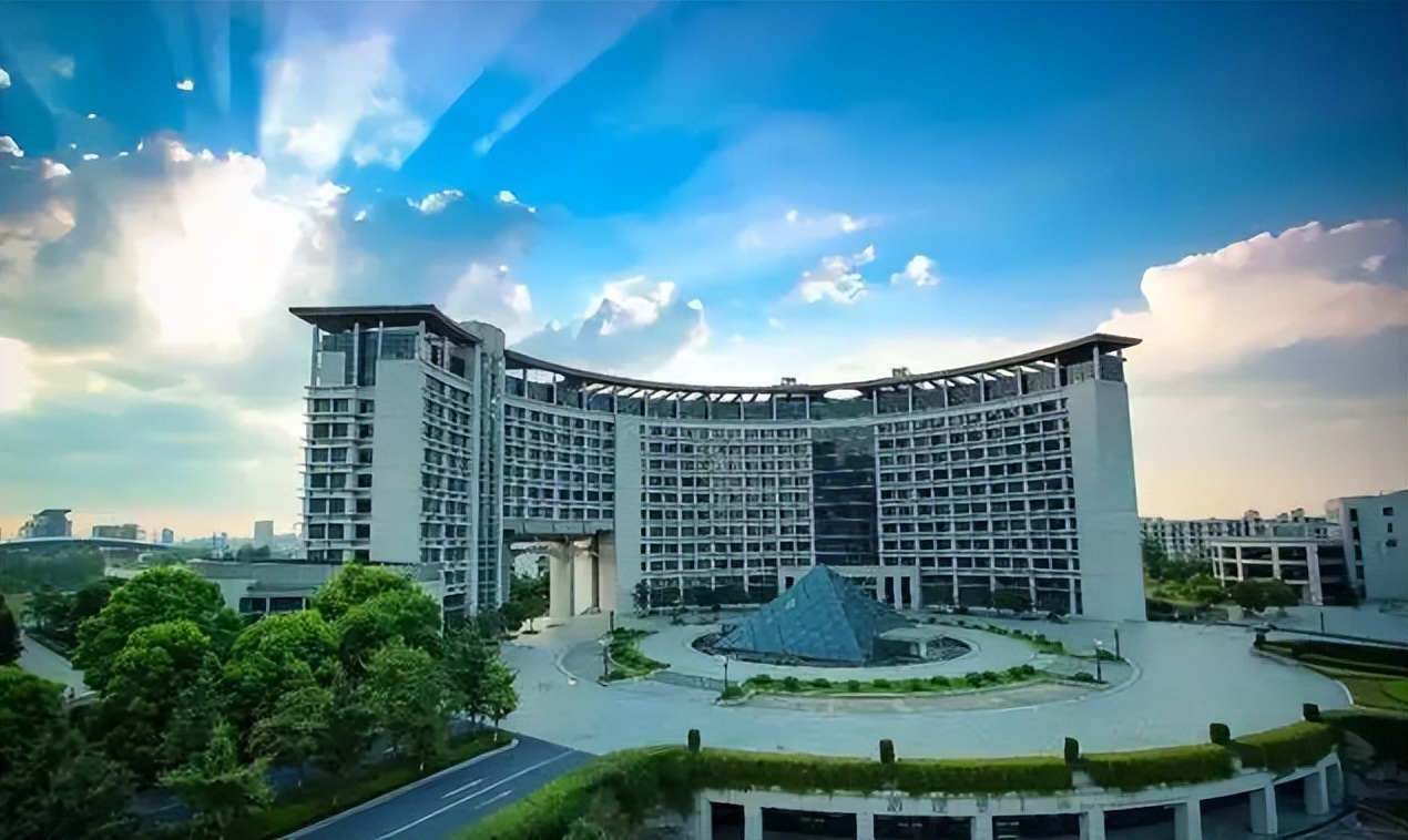 2022浙江省大学排名公布！浙江大学强势霸榜，浙江理工令人遗憾