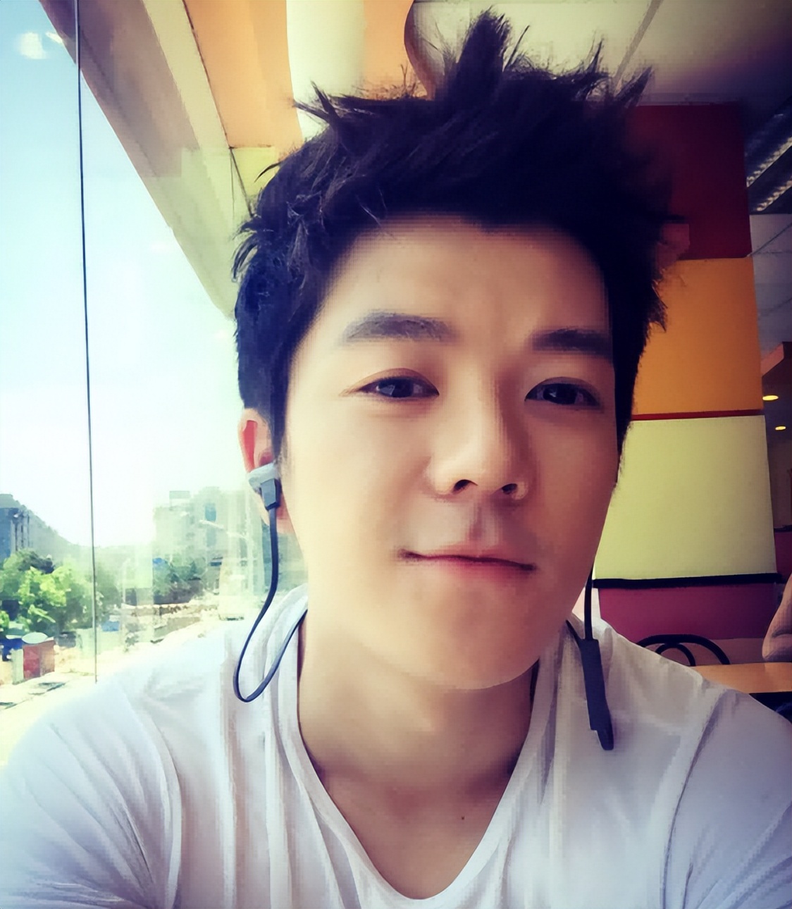 娃娃脸我只服这12位明星！有人30岁还能演高中生，个个青春永驻