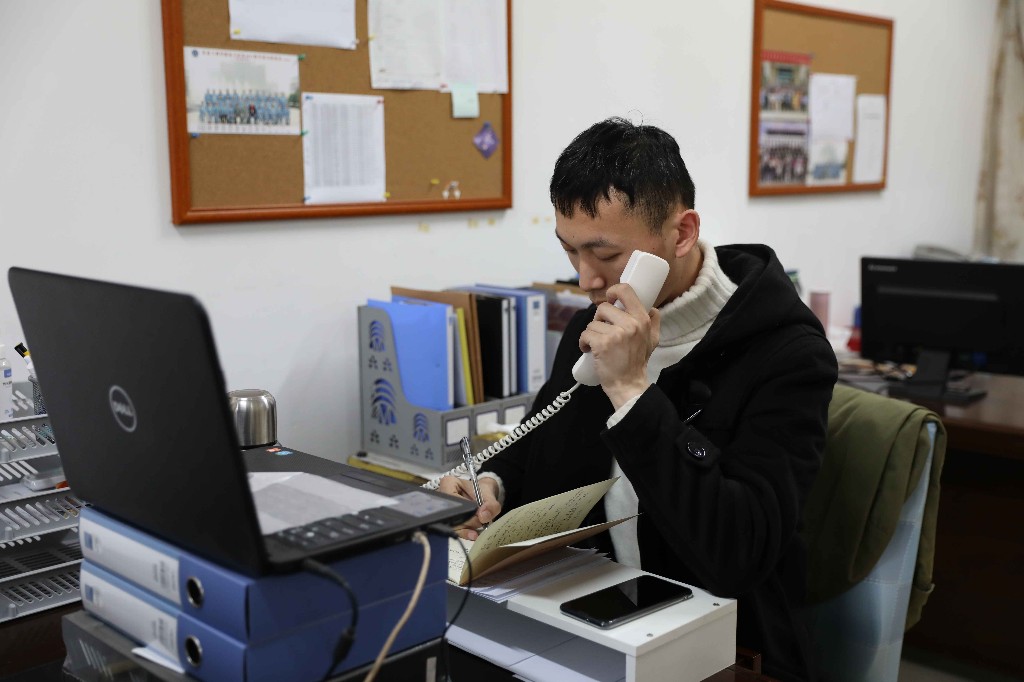 大学生普遍存在的问题（大学生心理健康问题日益突出）