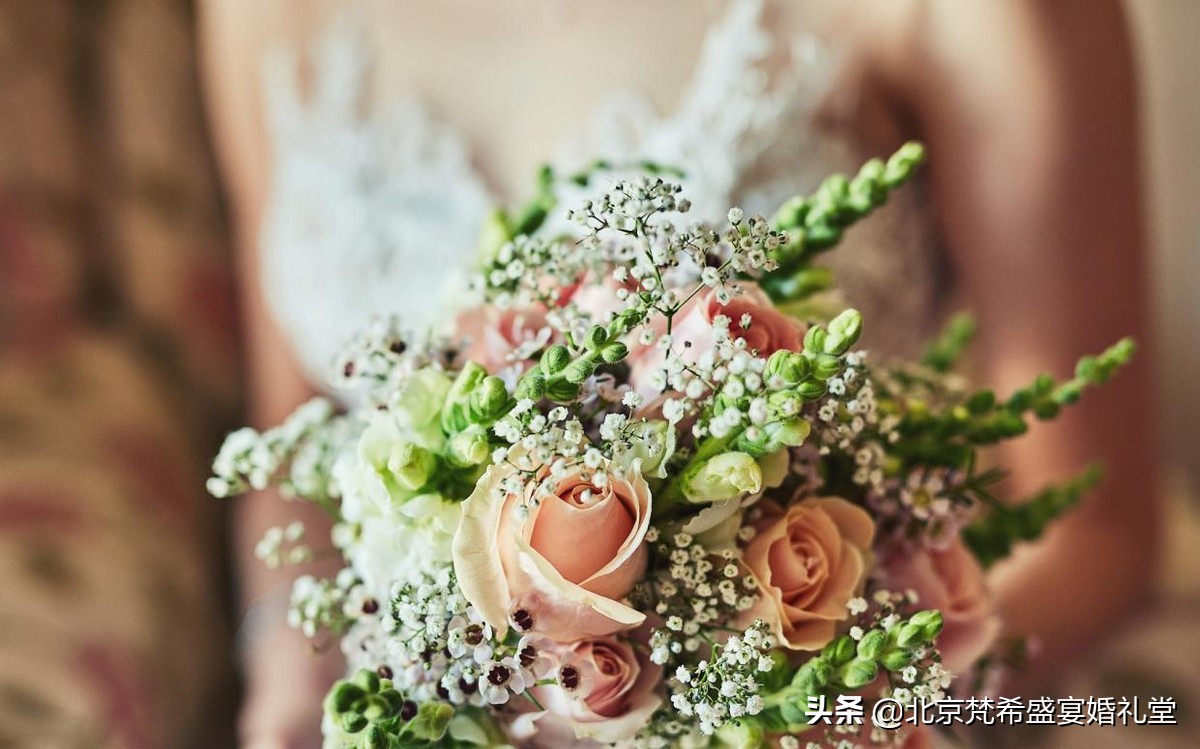 婚礼上好玩的小游戏推荐，新郎新娘互动游戏！接亲游戏、闯门游戏