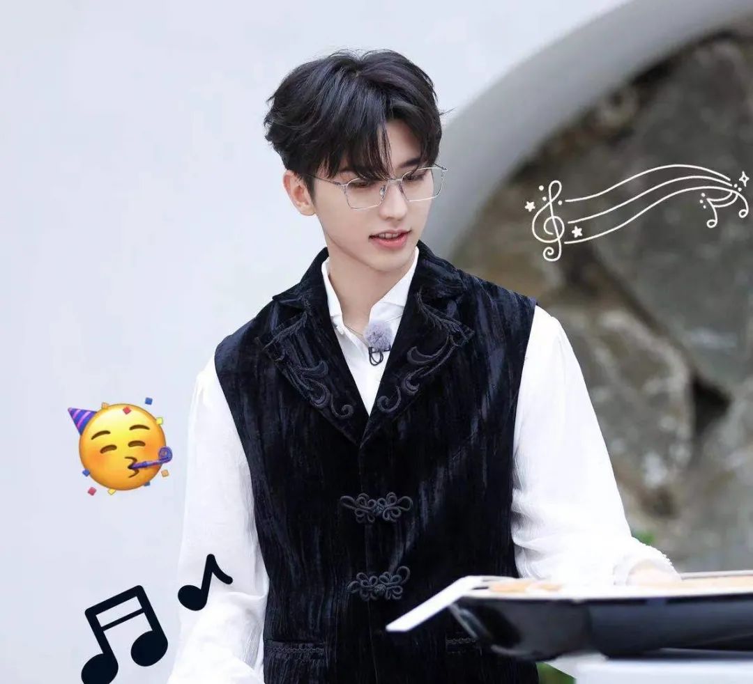 内娱选秀段位榜出炉，李宇春排第一，李易峰在线评论“不同意”