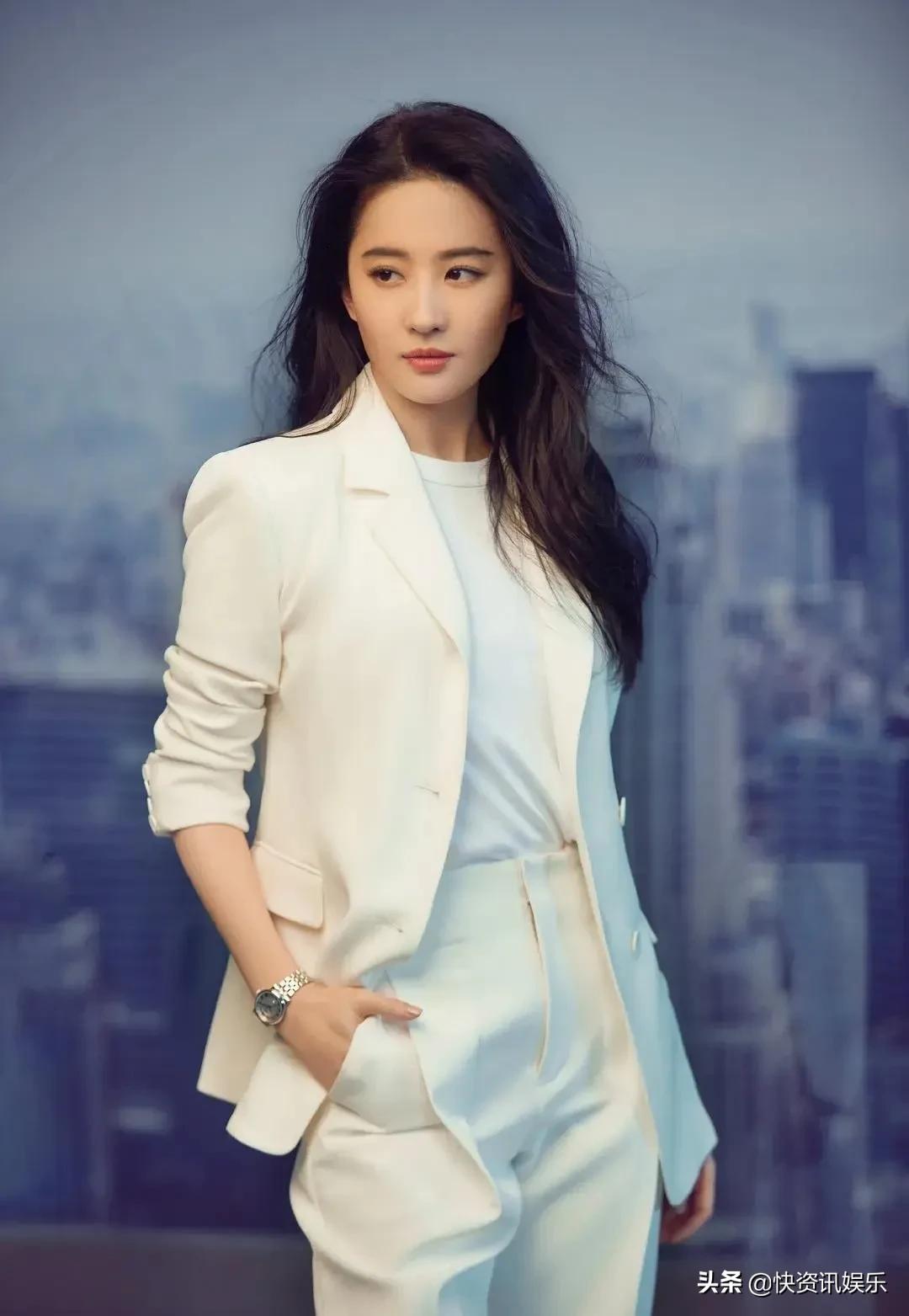 刘亦菲这9套时尚，可美、可仙、可甜、可酷、可飒的她