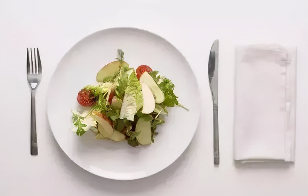 科学家发现：连续两天不吃饭可以重启免疫系统，是事实真相吗？