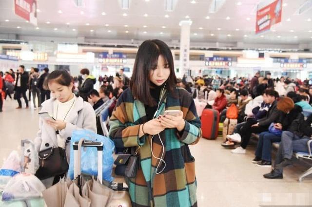 2022湖北大学生寒假“统一提前”，学生欢呼雀跃，家长也放心了