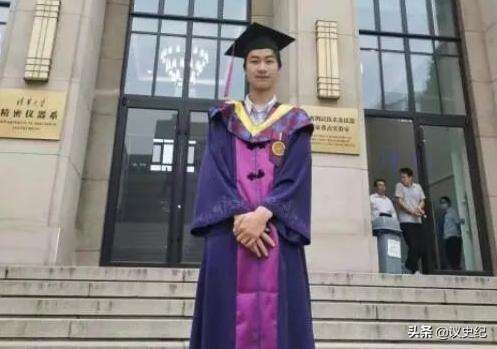 17年河北理科状元744分考上清华，校长亲自拜访，推门后直接泪目