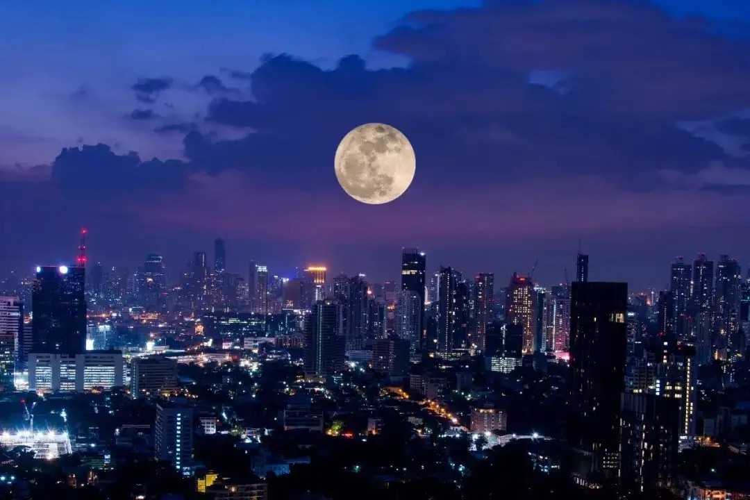 6月14日超级月亮再次现身夜空，将成本年度“第二大满月”