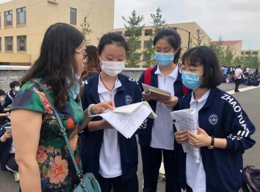 河南四所“虚假大学”被曝光，毕业证如同废纸，各位家长小心了