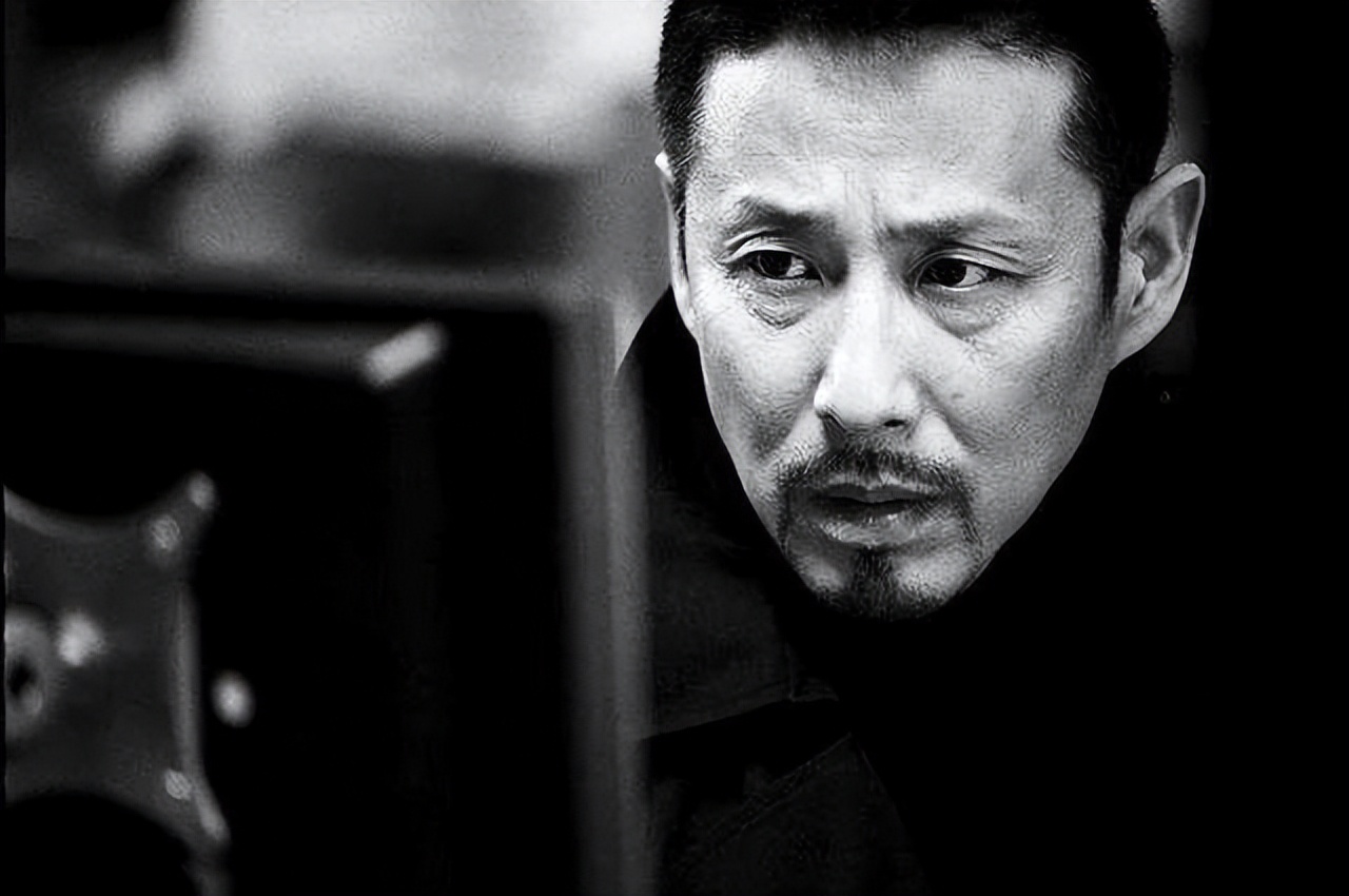 14位男星留胡须 于和伟让人意外陈晓白宇男人味爆棚 鹿晗像女扮男装