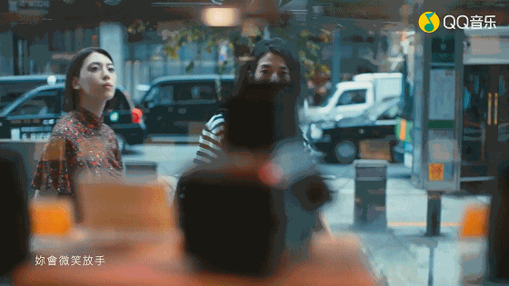 除了新专一天能卖1.5亿，「顶流」周杰伦还带火了哪些好物？