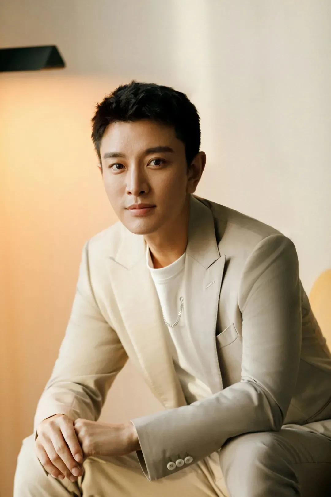 攀岩20年，贾乃亮撕裂旧伤本色出演《相逢时节》