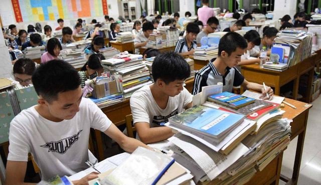 新高考模式下，考生的语数外总分需要达到多少？才有机会上985？