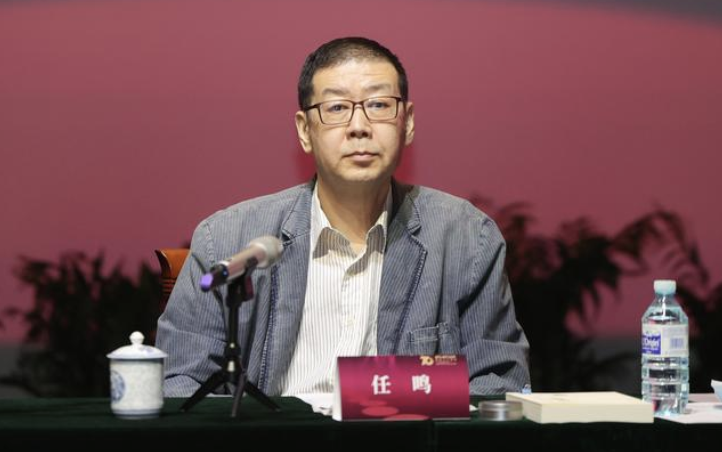 仅仅11天，就有12位名人接连离世，一天失去2位艺术家，最大95岁